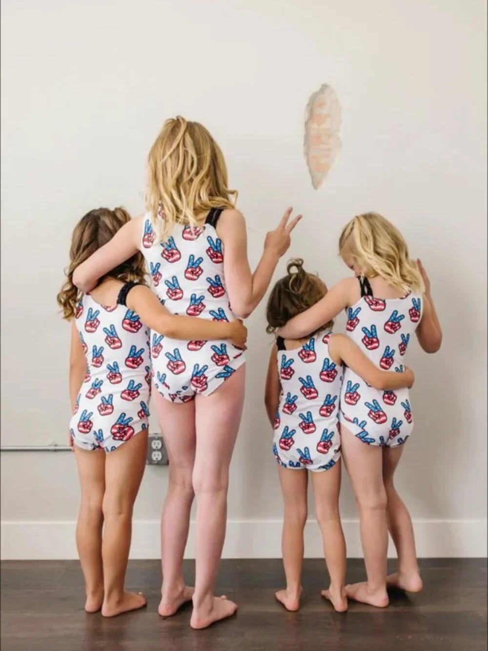 BusyBod Leos USA Peace Leotard Size 7